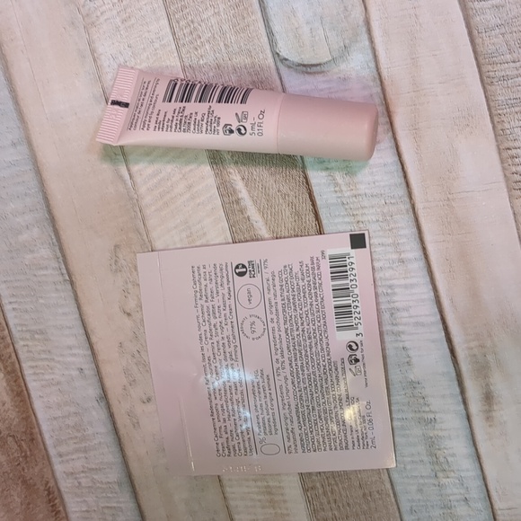 Caudalie trial size sample products - Picture 9 of 9